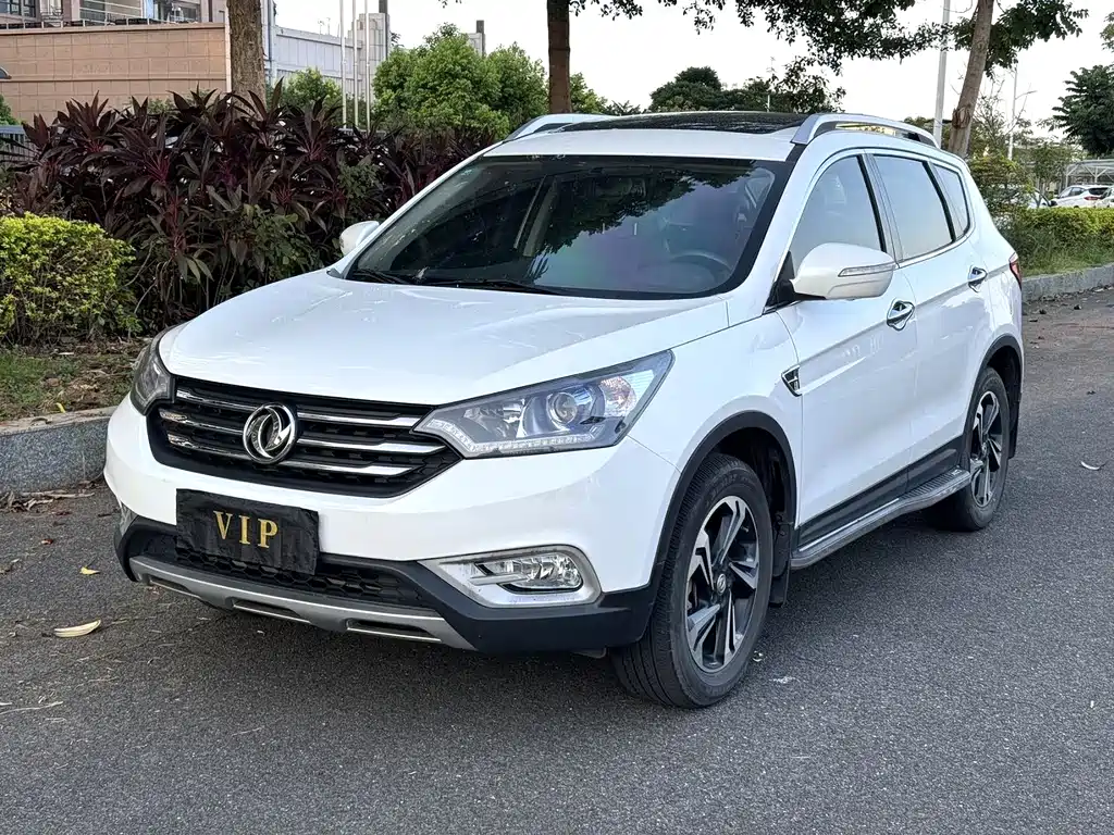 DONGFENG AX7