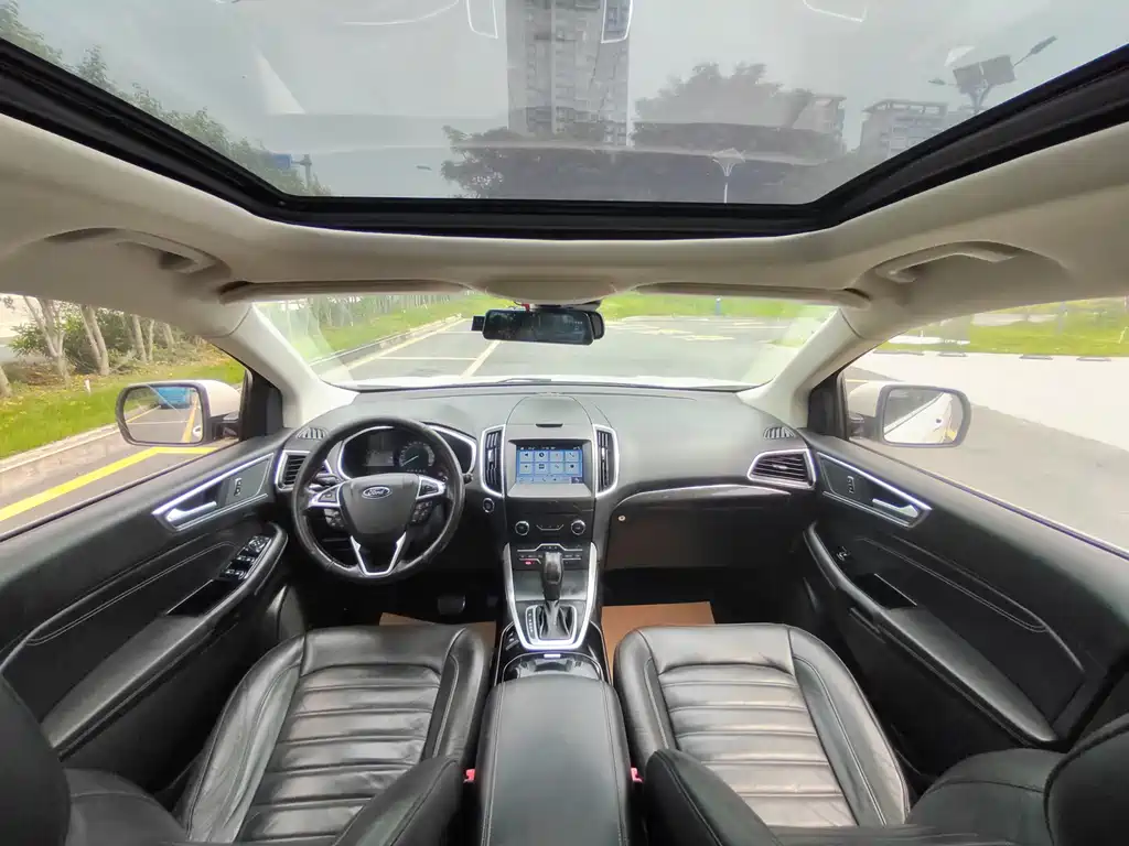 Ford Edge — миниатюра 9