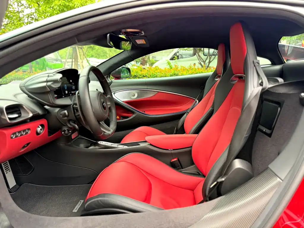 McLaren Artura — миниатюра 11
