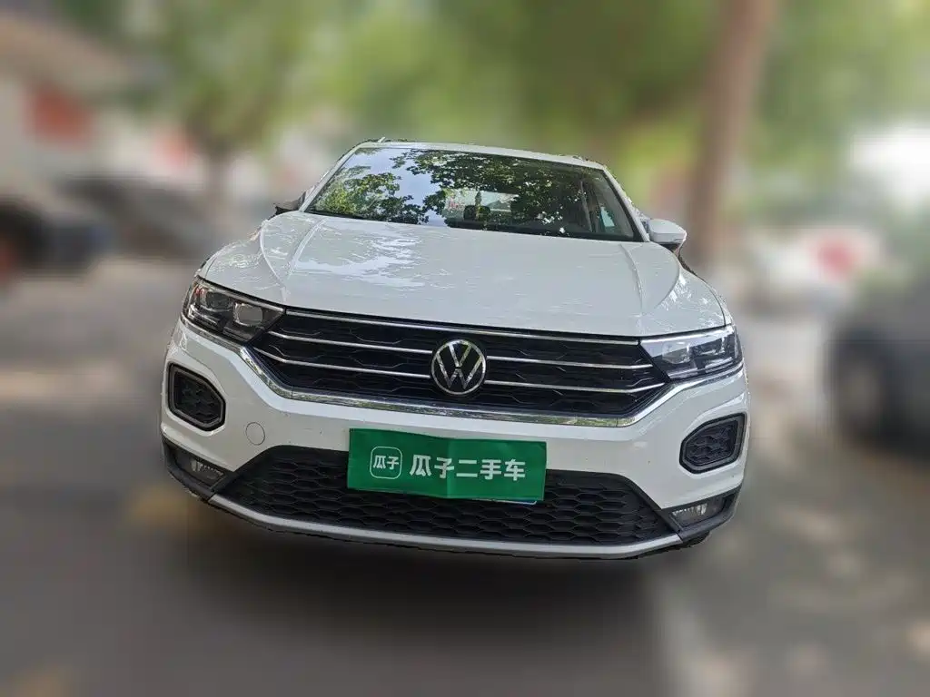 Volkswagen T-Roc — миниатюра 2