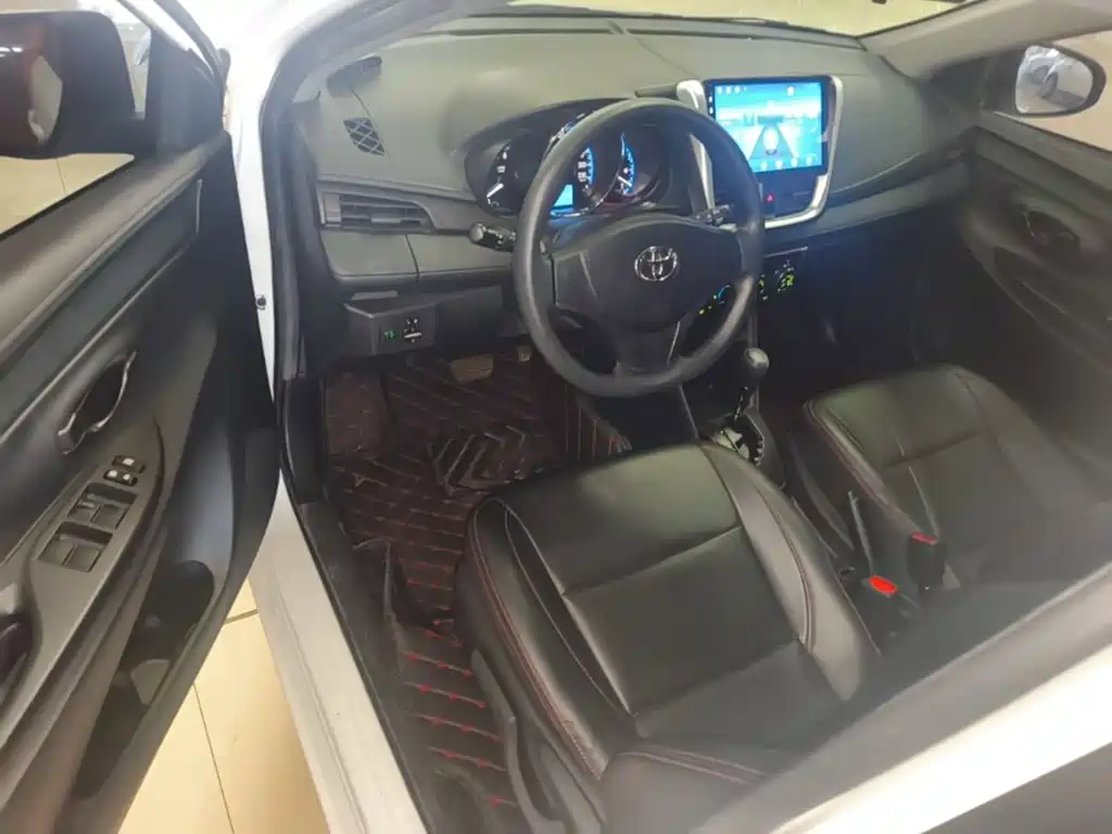 Toyota Vios FS — миниатюра 16