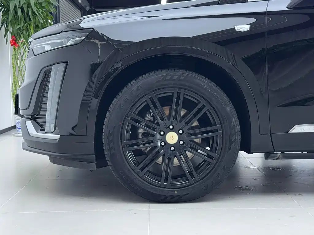 Cadillac XT6 — миниатюра 17