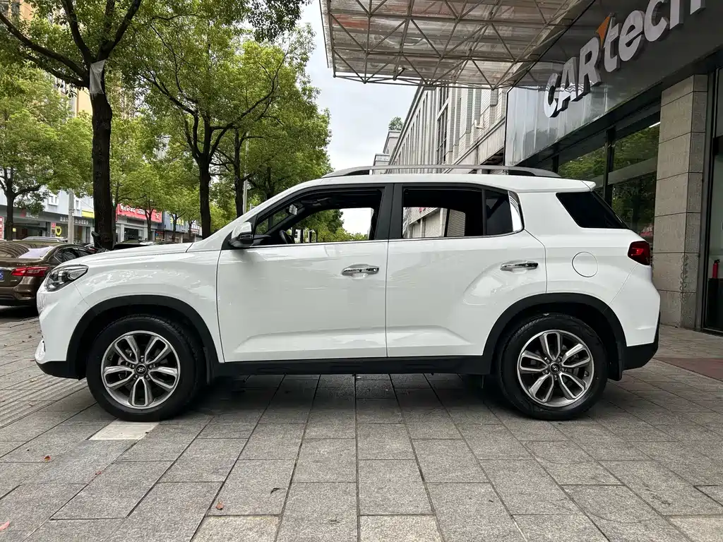 Hyundai ix35 — миниатюра 8