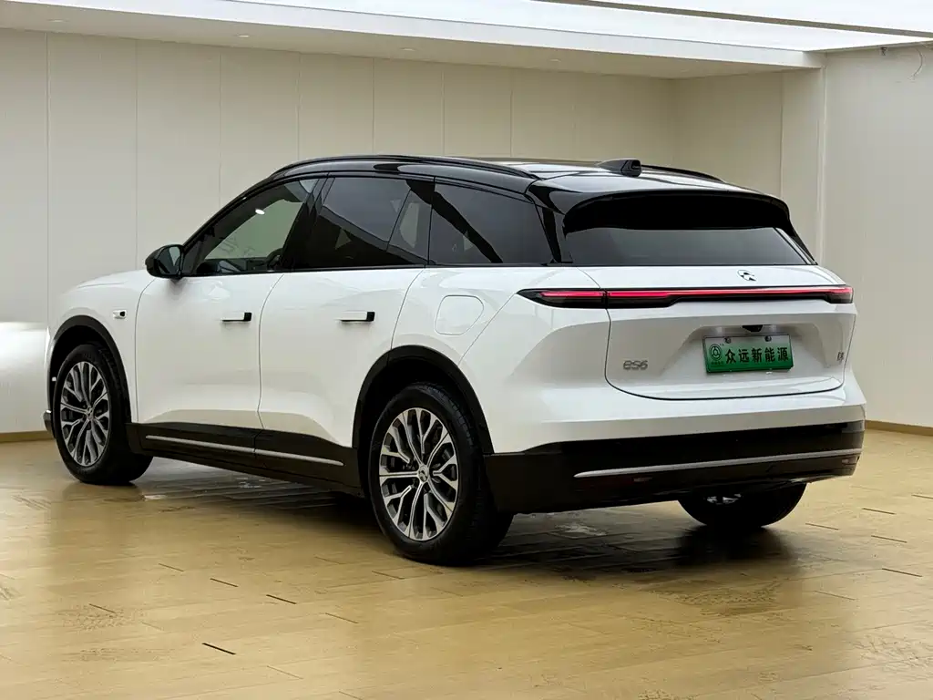 NIO ES6 — миниатюра 9