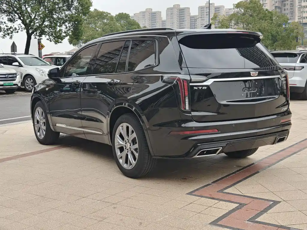 Cadillac XT6 2021 28T мест Luxury Sport