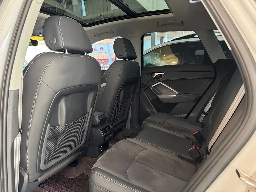 Audi Q3 — миниатюра 11
