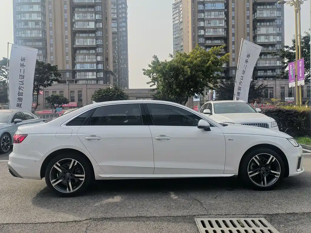 AUDI A4L