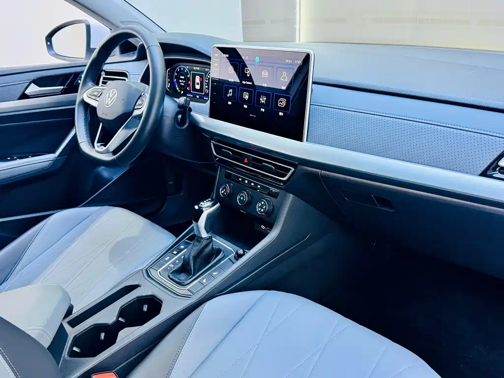 Volkswagen Lavida — миниатюра 7