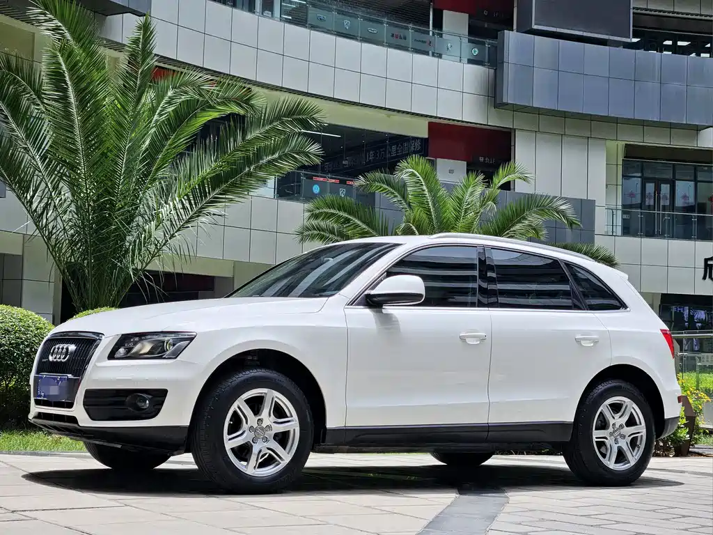 Купить Audi Q5