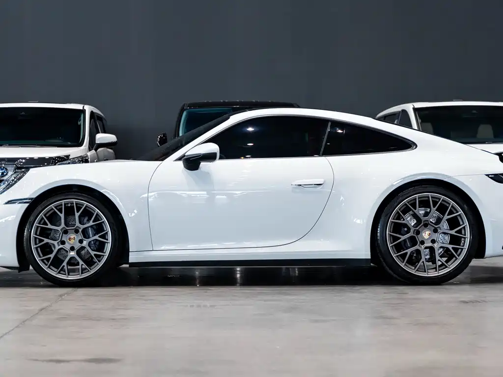 Porsche 911 2020 Carrera 3.0T