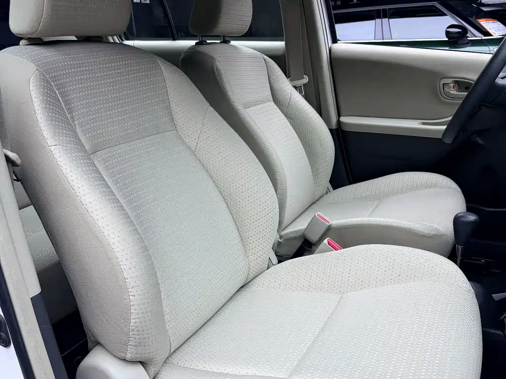 Toyota Yaris — миниатюра 12