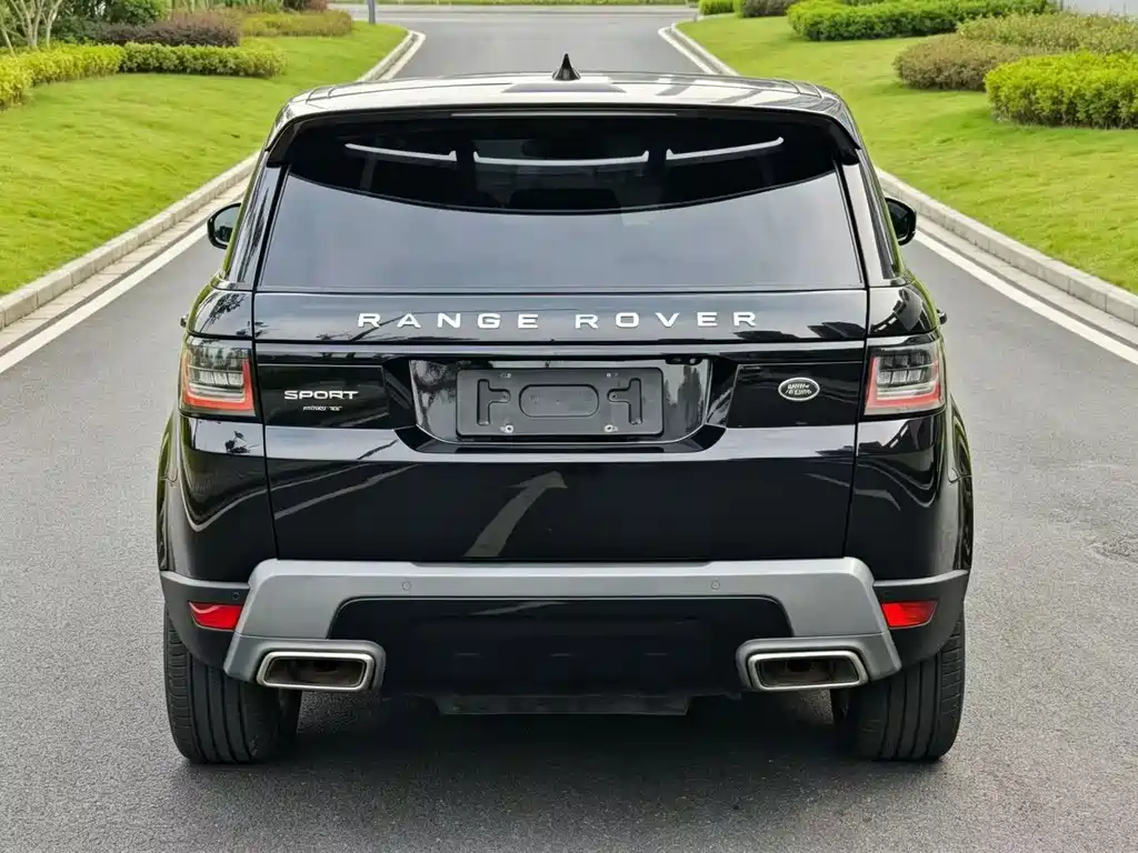 Land Rover Sport PHEV — миниатюра 8