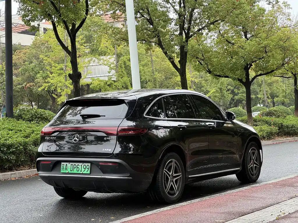 Mercedes-Benz EQC — миниатюра 9