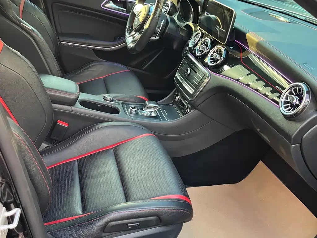 Mercedes-Benz GLA AMG — миниатюра 17