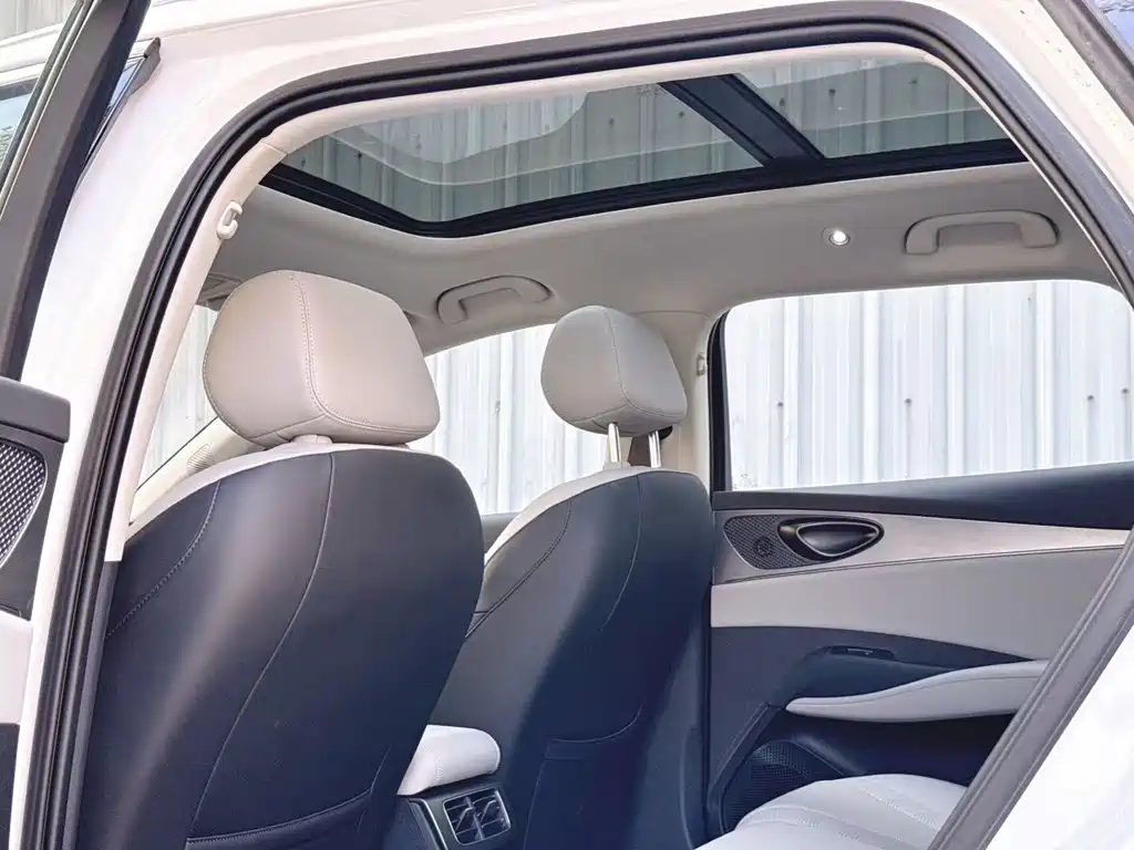 BYD Seals 06 DM-i версия для путешествий — миниатюра 9