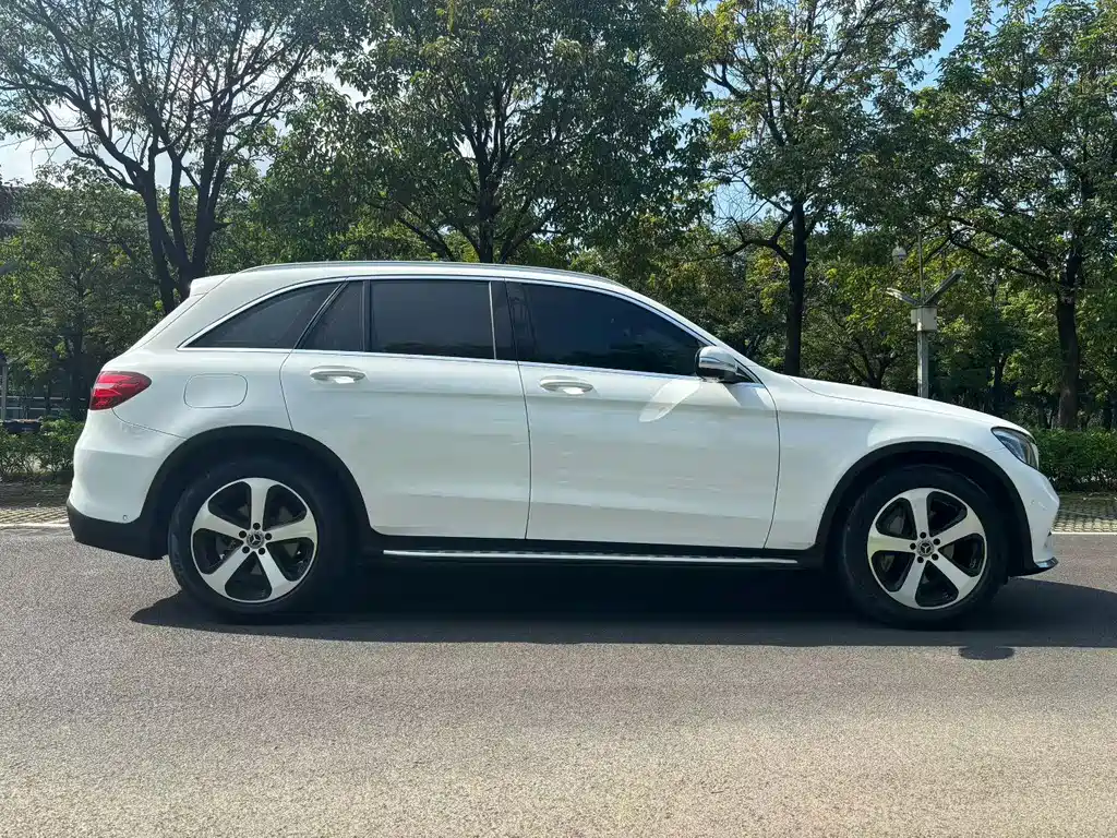 Mercedes-Benz GLC — миниатюра 3