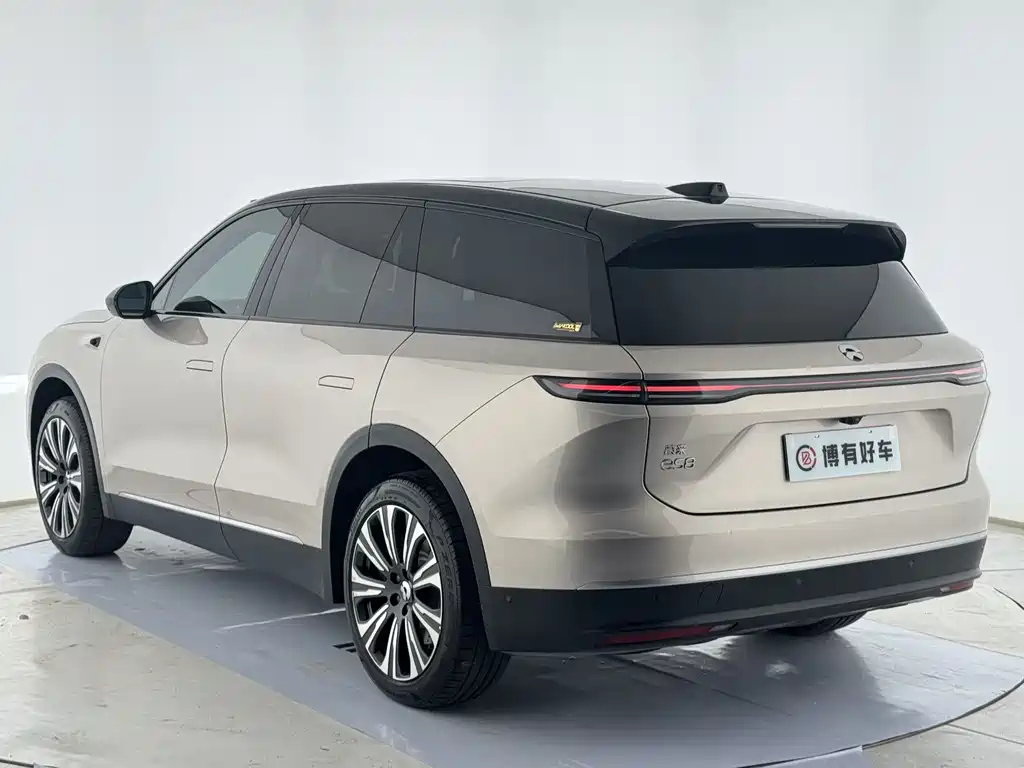 NIO ES8 2023 100kWh