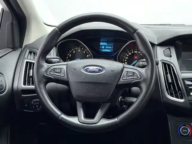 Ford Focus — миниатюра 11