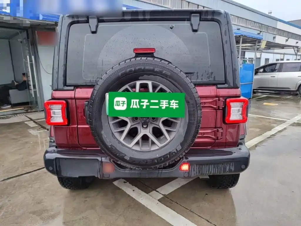 Jeep Wrangler PHEV — миниатюра 6