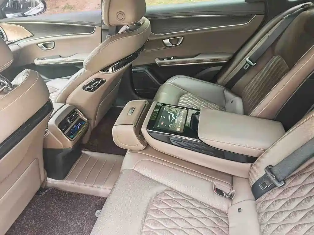 BYD Han — миниатюра 5