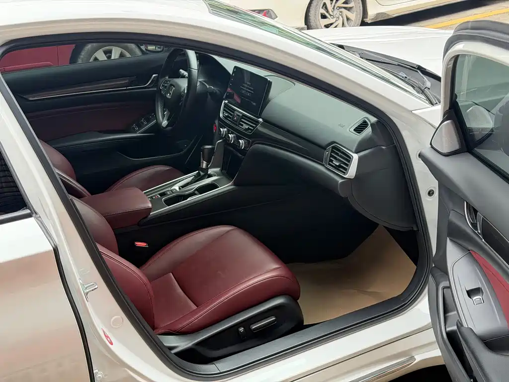 Honda Accord — миниатюра 6