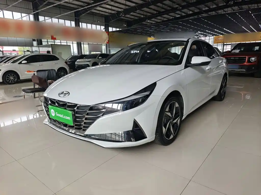 Hyundai Elantra — миниатюра 2