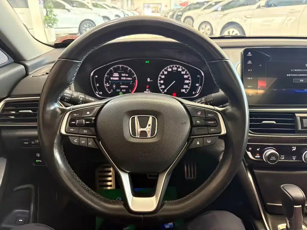 Honda Accord — миниатюра 9