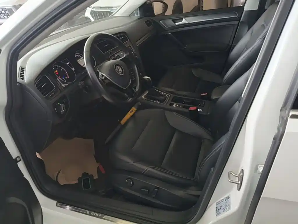 Volkswagen Golf — миниатюра 15