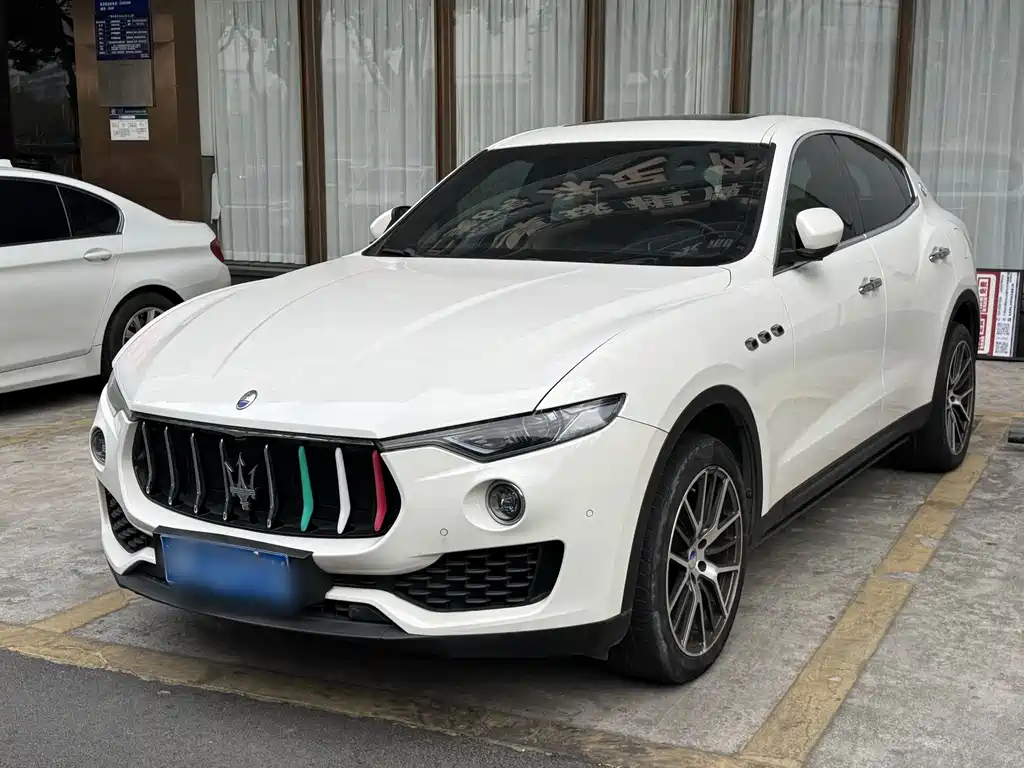 MASERATI LEVANTE