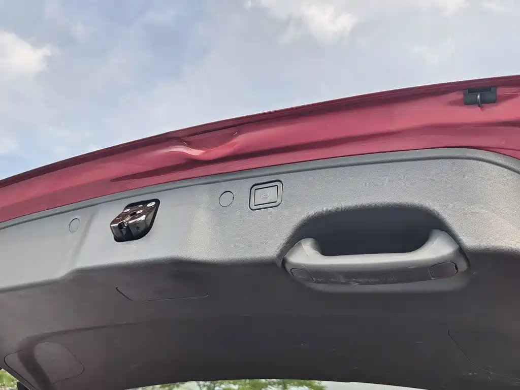 Wey Wey VV7 — миниатюра 13