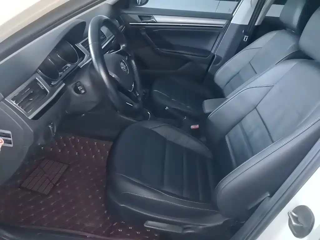 Volkswagen Bora — миниатюра 15