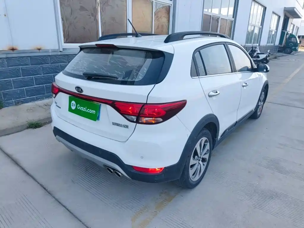 Kia KX Cross — миниатюра 7