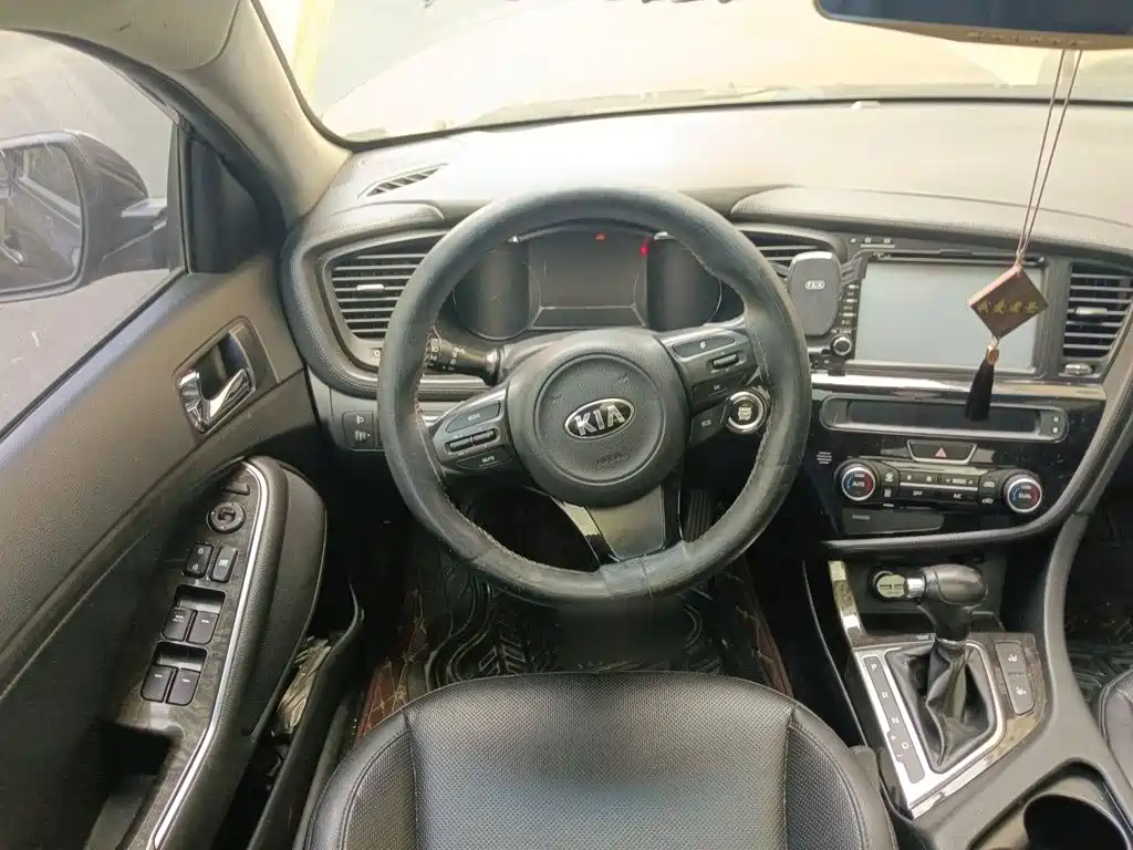 Kia K5 — миниатюра 3