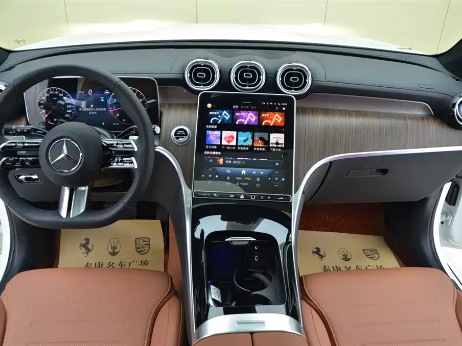 Mercedes-Benz GLC 2025 GLC 300 L 4MATIC 5 мест