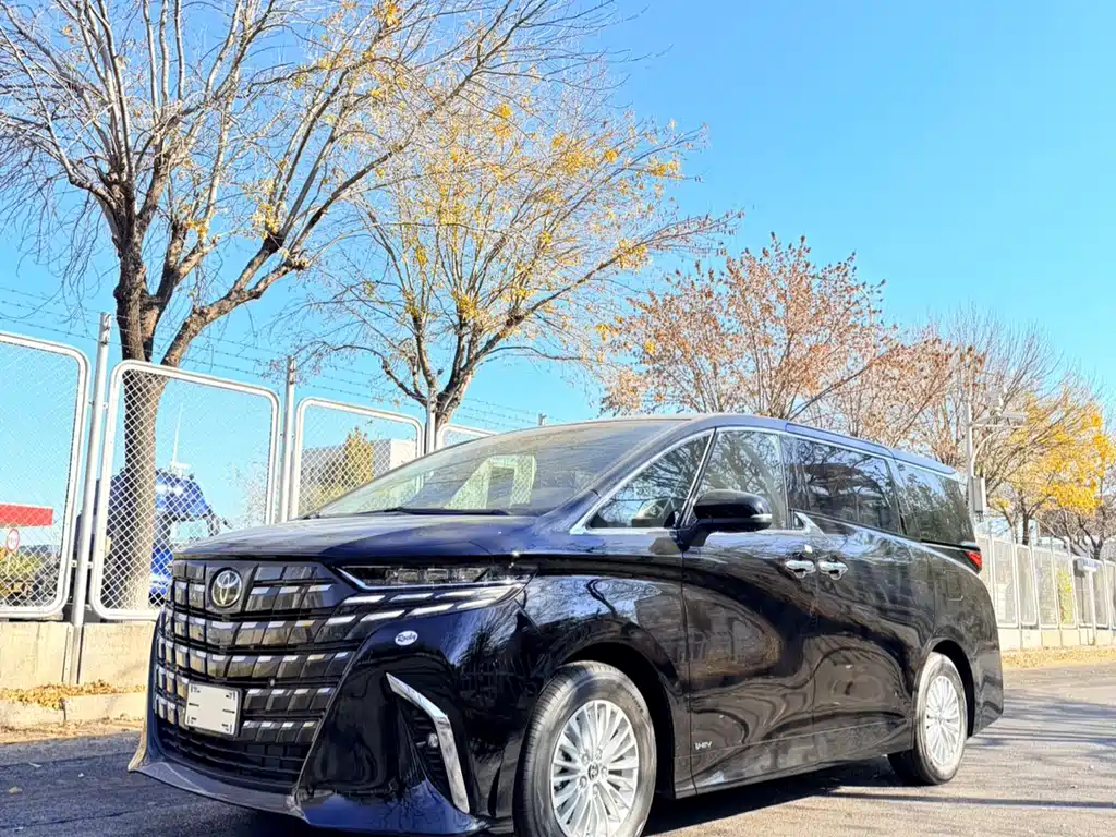 Toyota Alphard 0