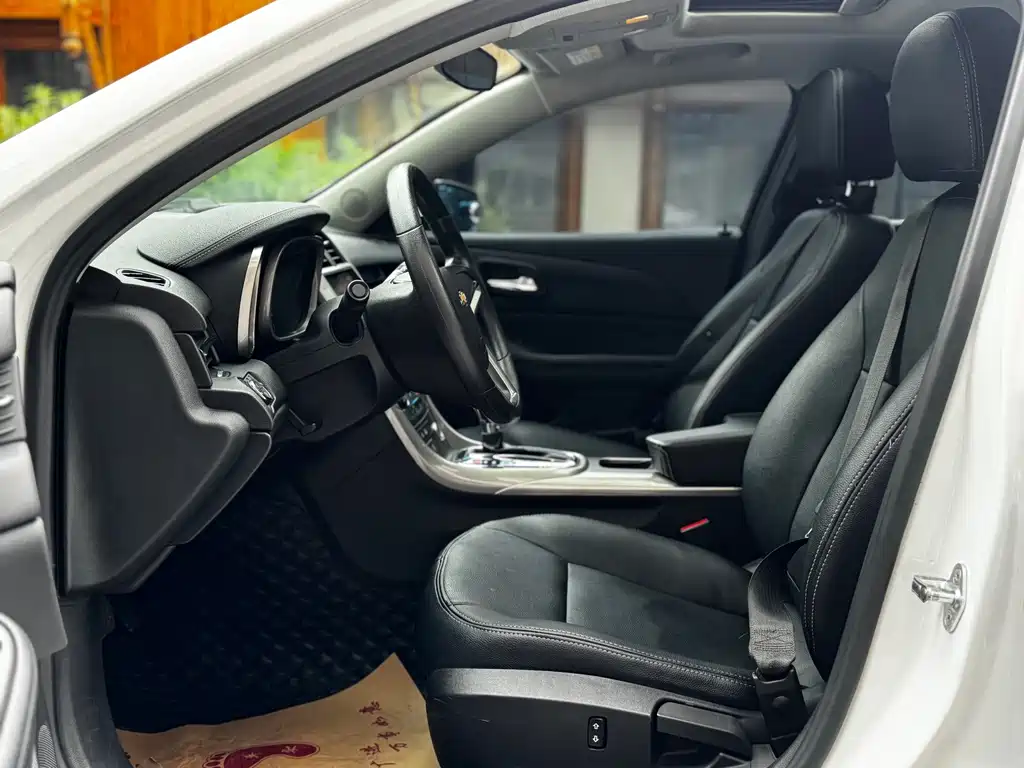 Chevrolet Malibu — миниатюра 11