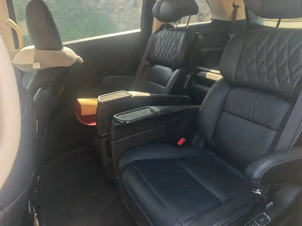 Honda Elysion — миниатюра 17