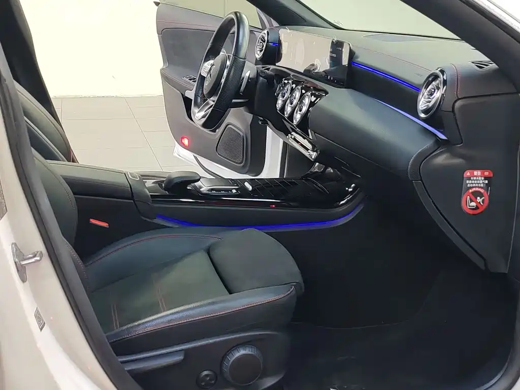 Mercedes-Benz CLA (Import) — миниатюра 11