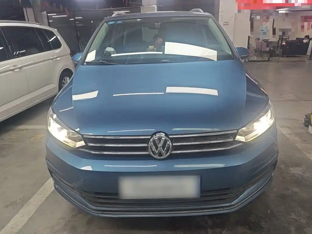 Volkswagen Touran — миниатюра 3