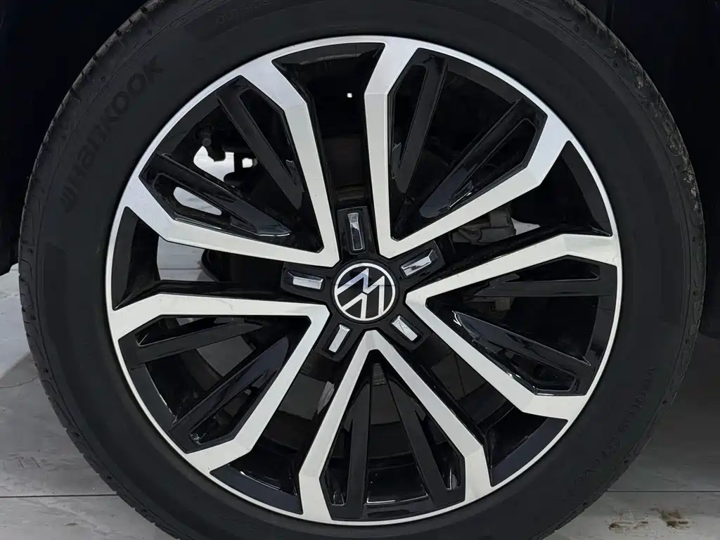 Volkswagen T-Roc — миниатюра 23