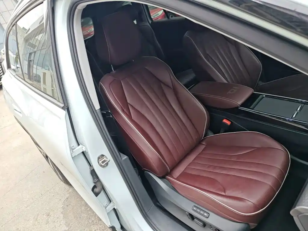 Volkswagen ID.6 X — миниатюра 25
