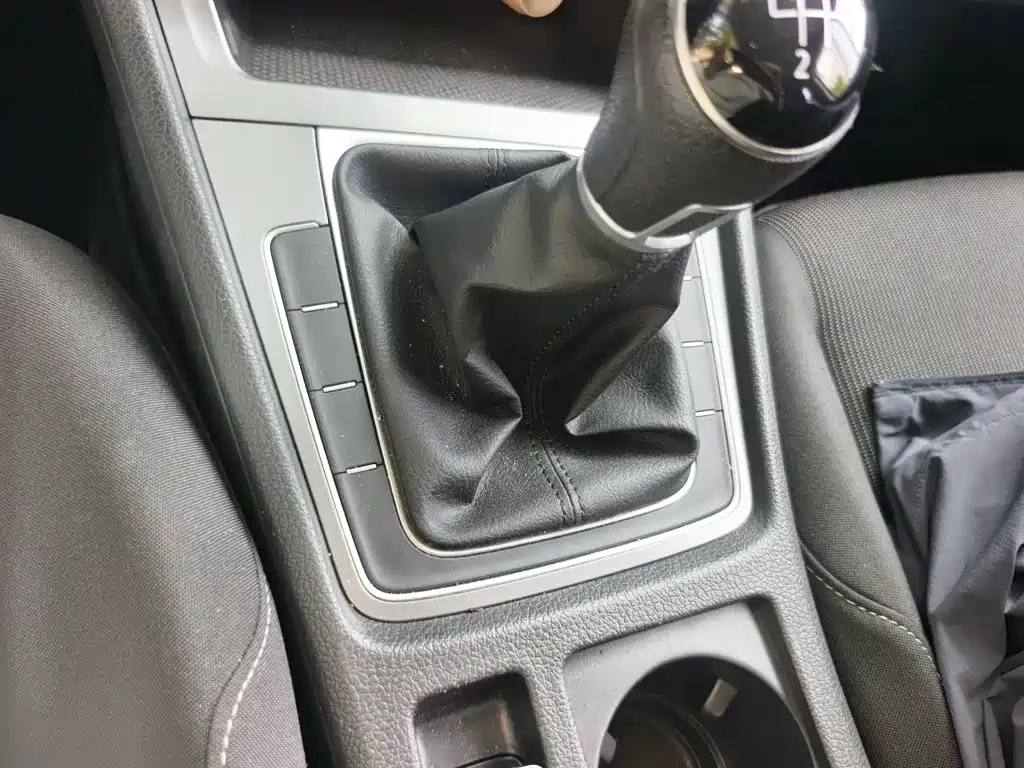 Volkswagen Golf — миниатюра 15