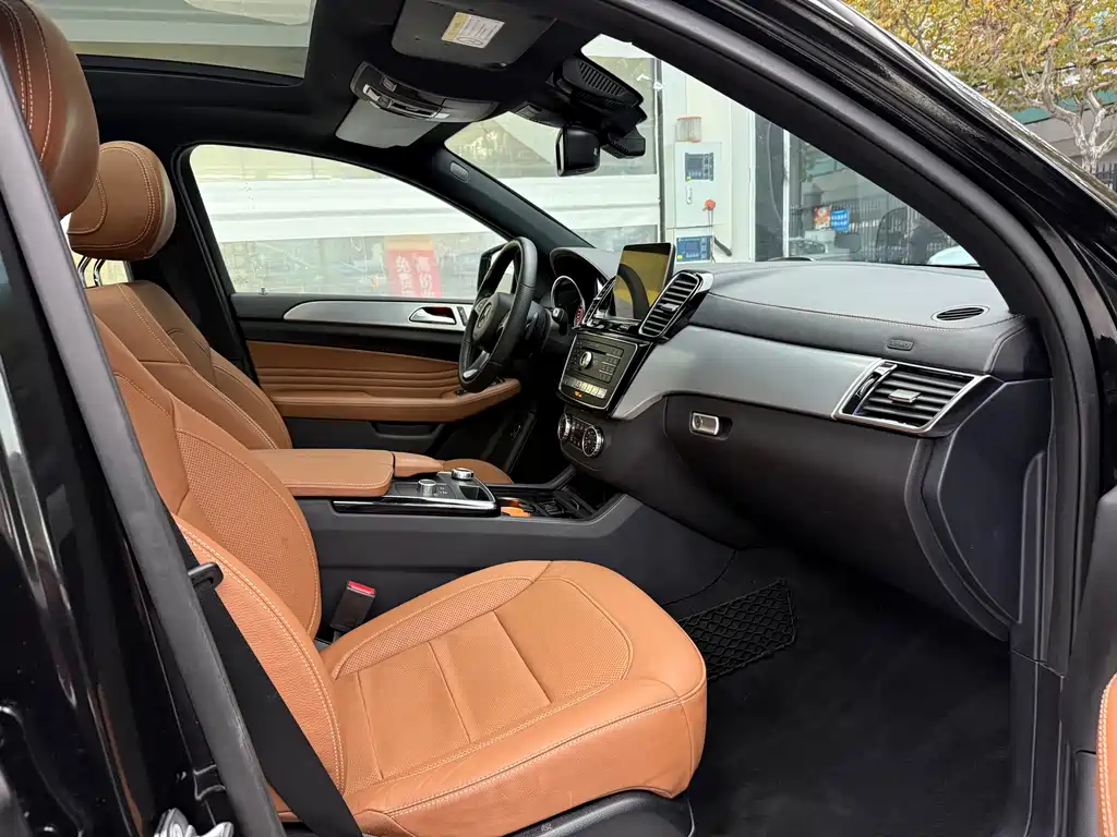 MERCEDES-BENZ GLE COUPE