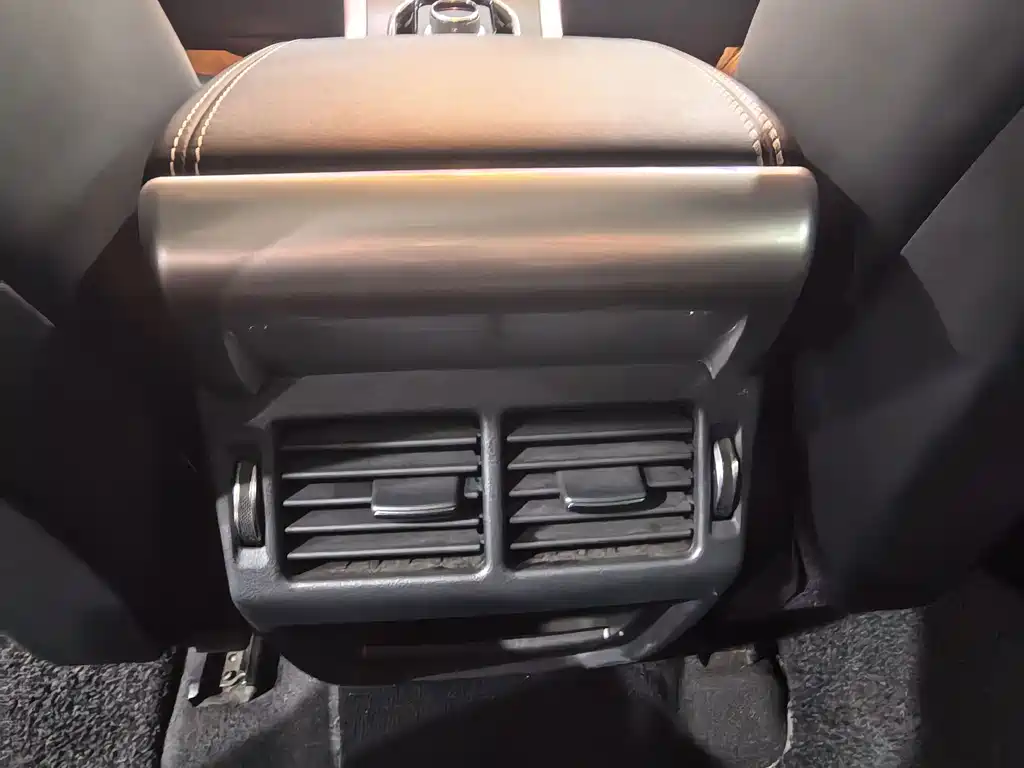 Land Rover Evoque (Import) — миниатюра 17