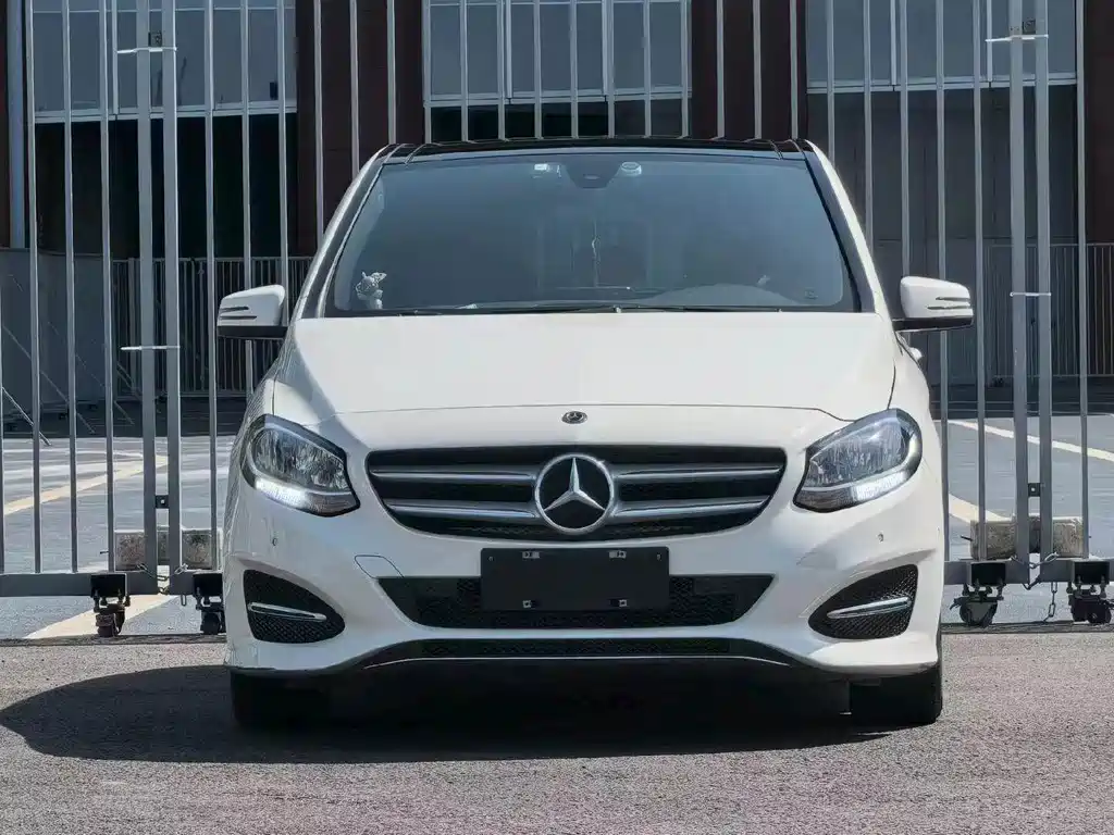 Mercedes-Benz B-Class — миниатюра 2