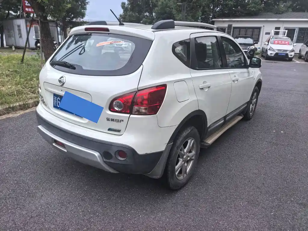 Nissan Qashqai — миниатюра 4