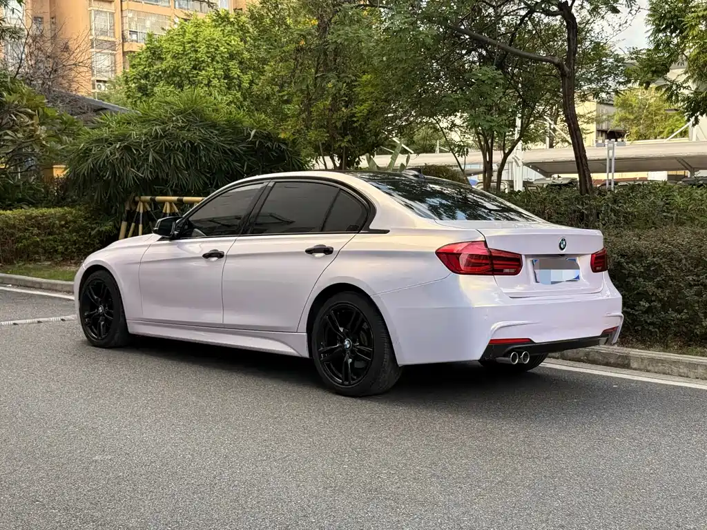 BMW 3 Series — миниатюра 6