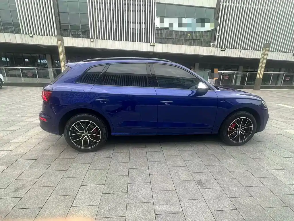 Audi Q5L — миниатюра 3