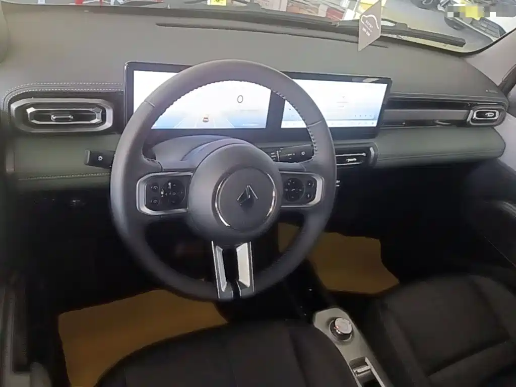 Baojun Yueye — миниатюра 10