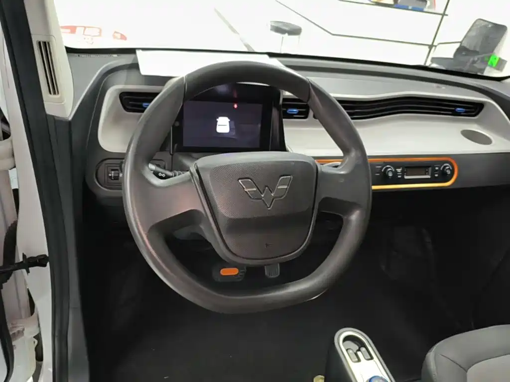 Wuling MINIEV — миниатюра 11